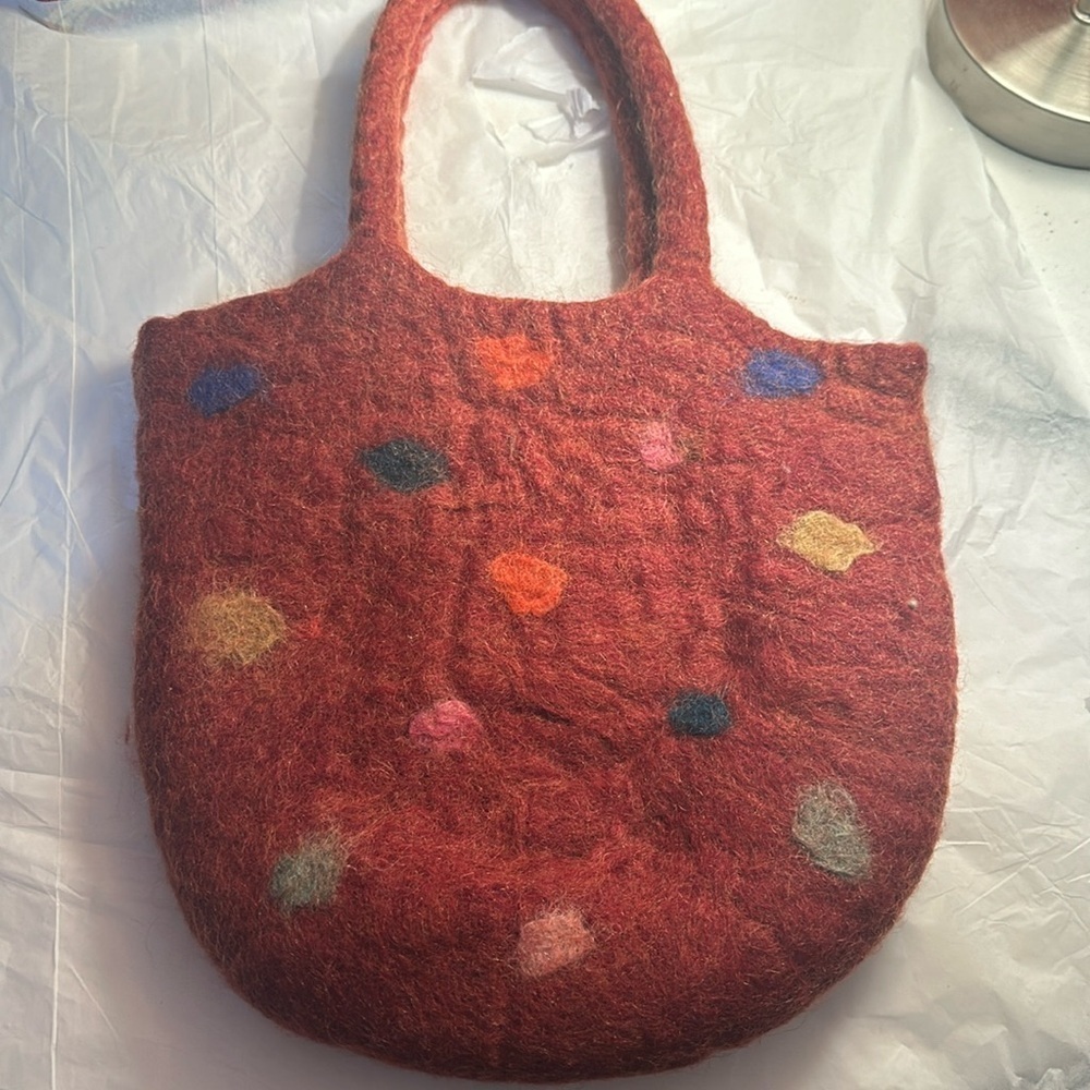 Wool shoulder bag